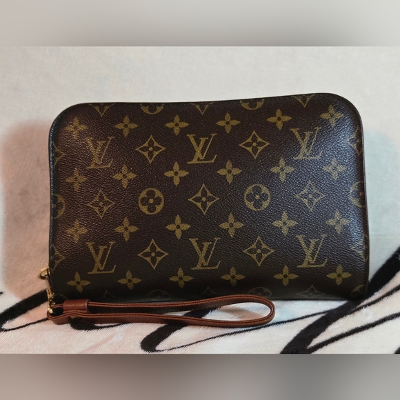 💯 Authentic Louis Vuitton Orsay Clutch - Picture 2 of 13